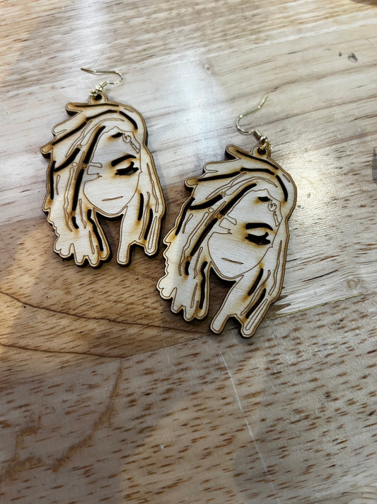 Loc Queen EARRINGS (WOODEN)