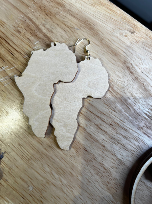 Africa EARRINGS (WOODEN)