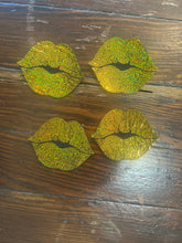 Load image into Gallery viewer, Kiss Lips 4 Bundle