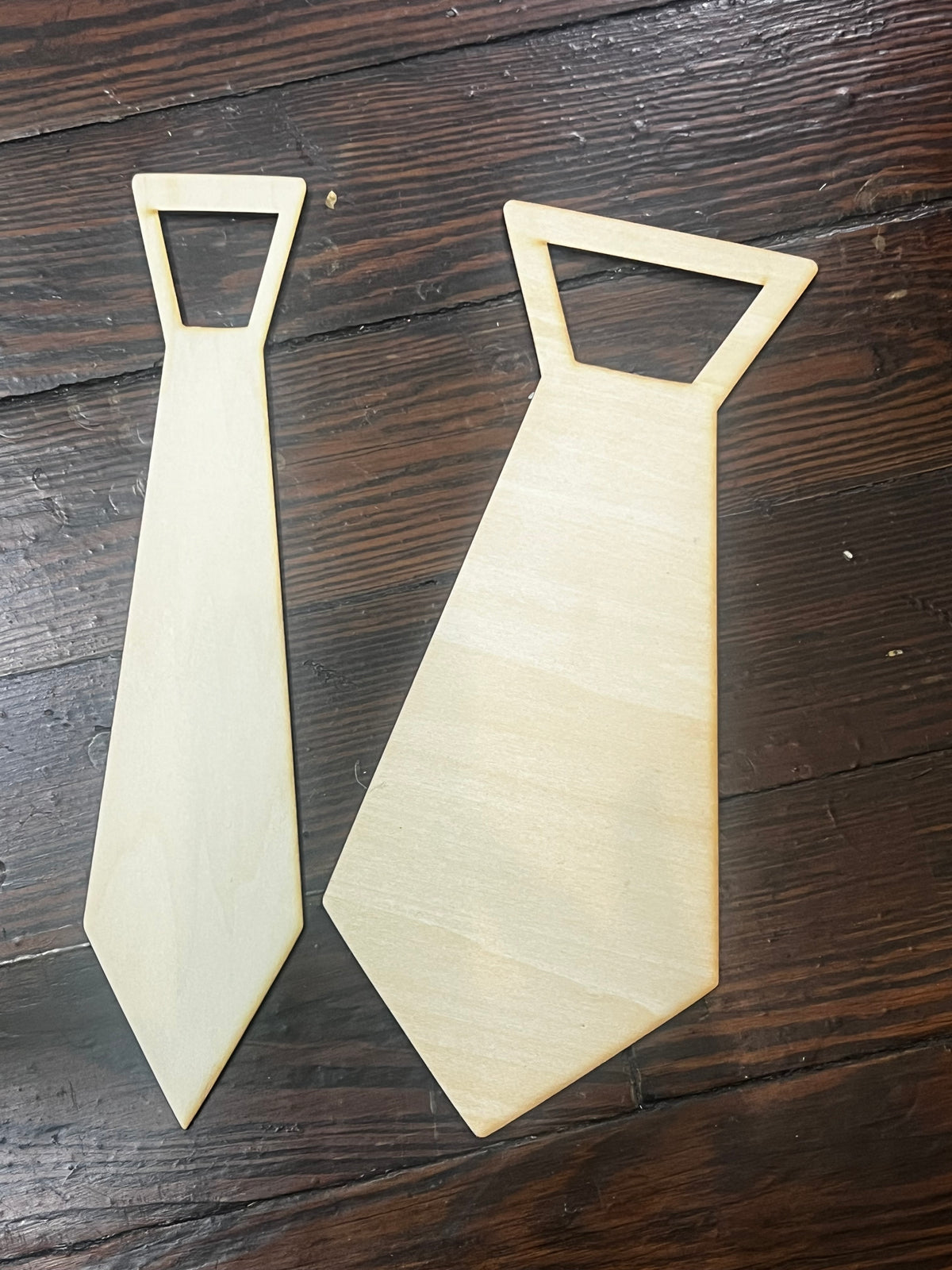 TIE BOARD WOODEN