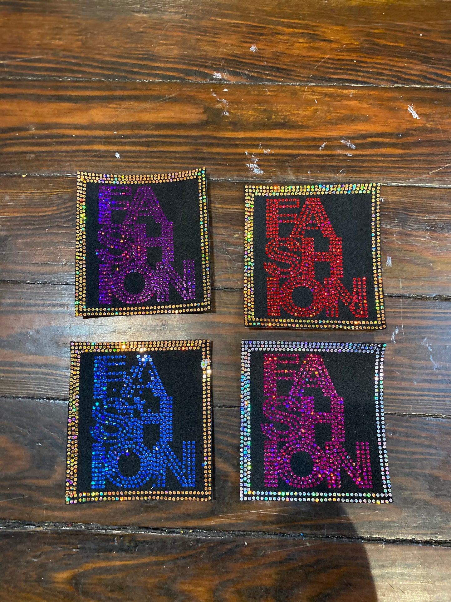 BLACK QUEEN 5 PATCH SET