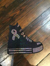 Load image into Gallery viewer, Breast Cancer converse